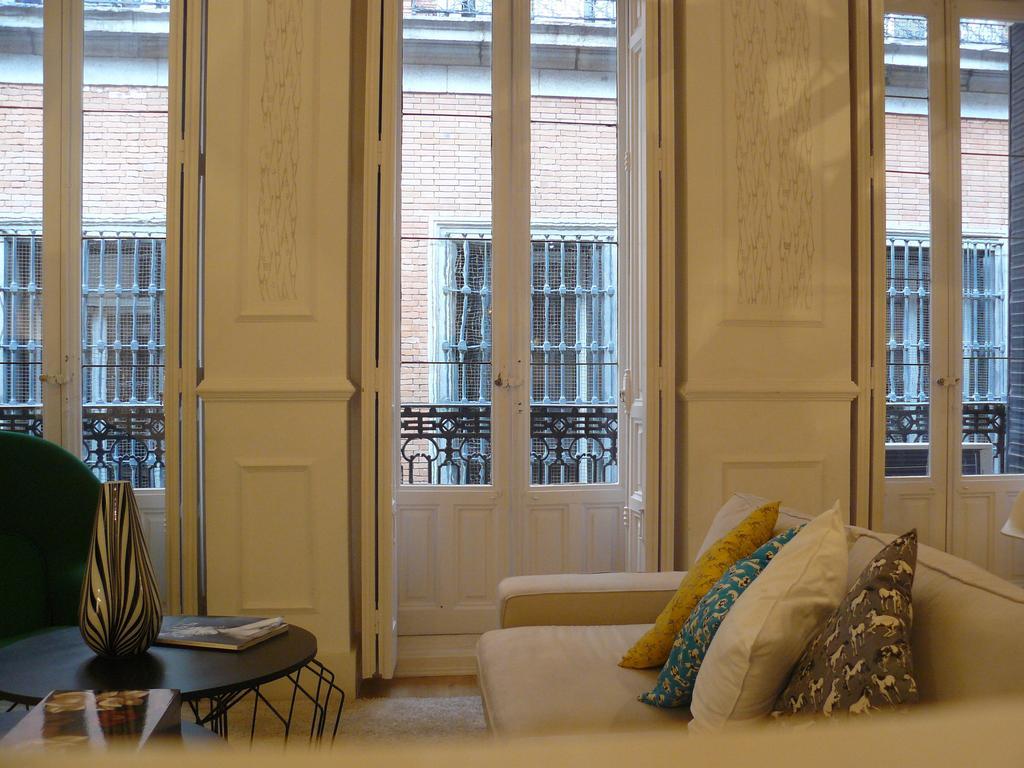 Apartamentos Manzana Madrid Room photo